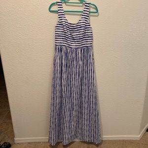 Vineyard Vines Blue and white striped maxi dress